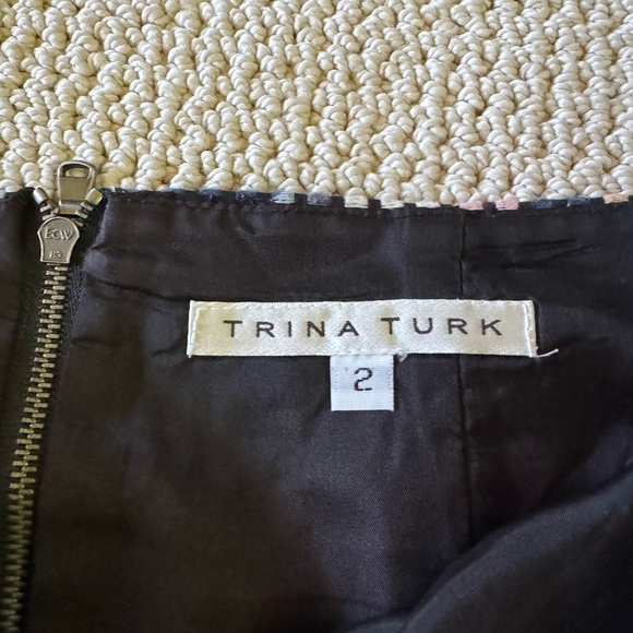 Trina Turk Pixel Mini Skirt Size 2 - Picture 3 of 5